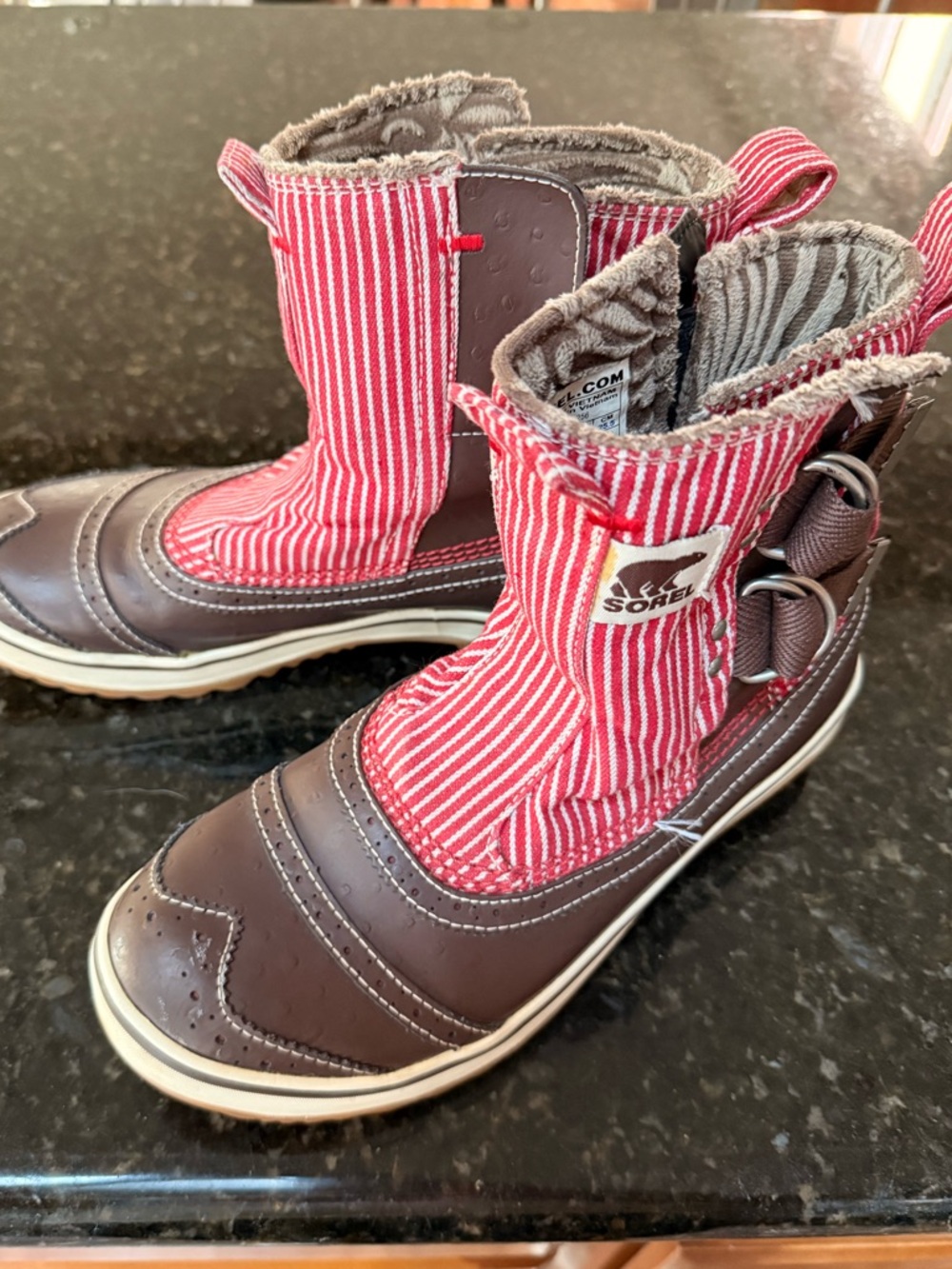 Sorel Tivoli Red & Brown Striped Waterproof Winter Boots